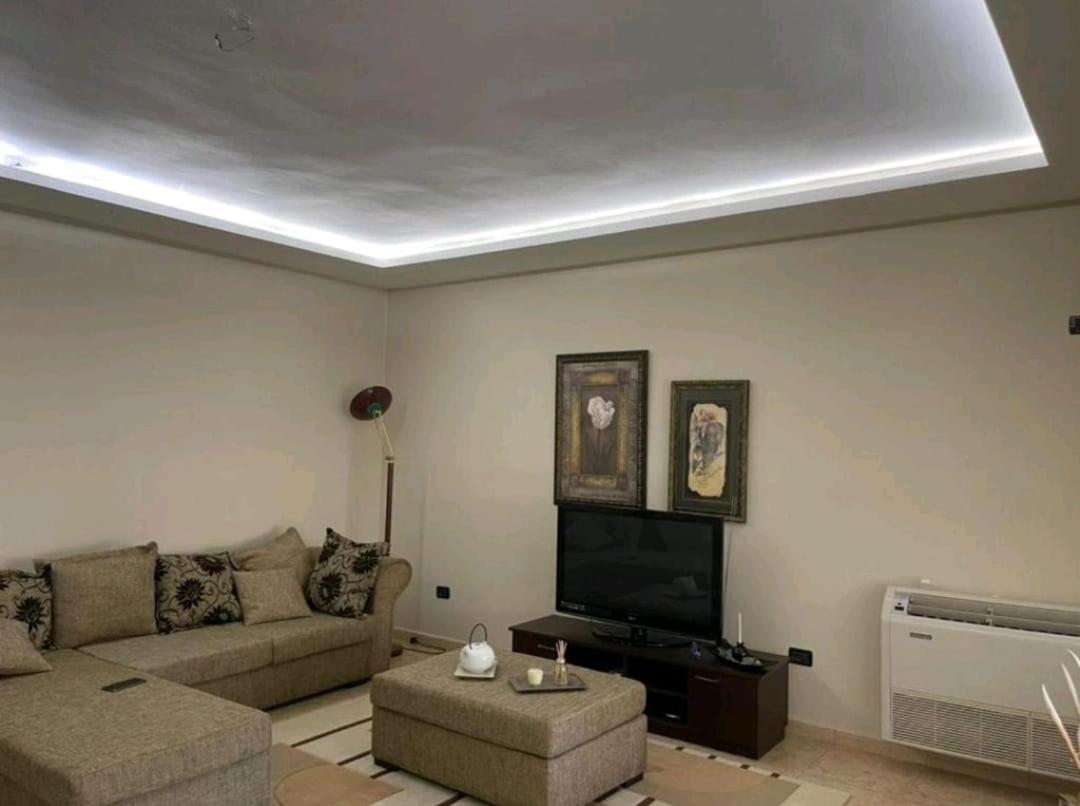 Npazar Apartment Тирана Екстер'єр фото